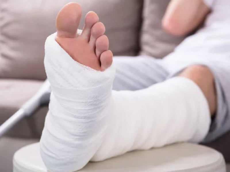 Sleep and Recovery from Injury: How Orthopedic Pillows Can Help Speed Up Healing